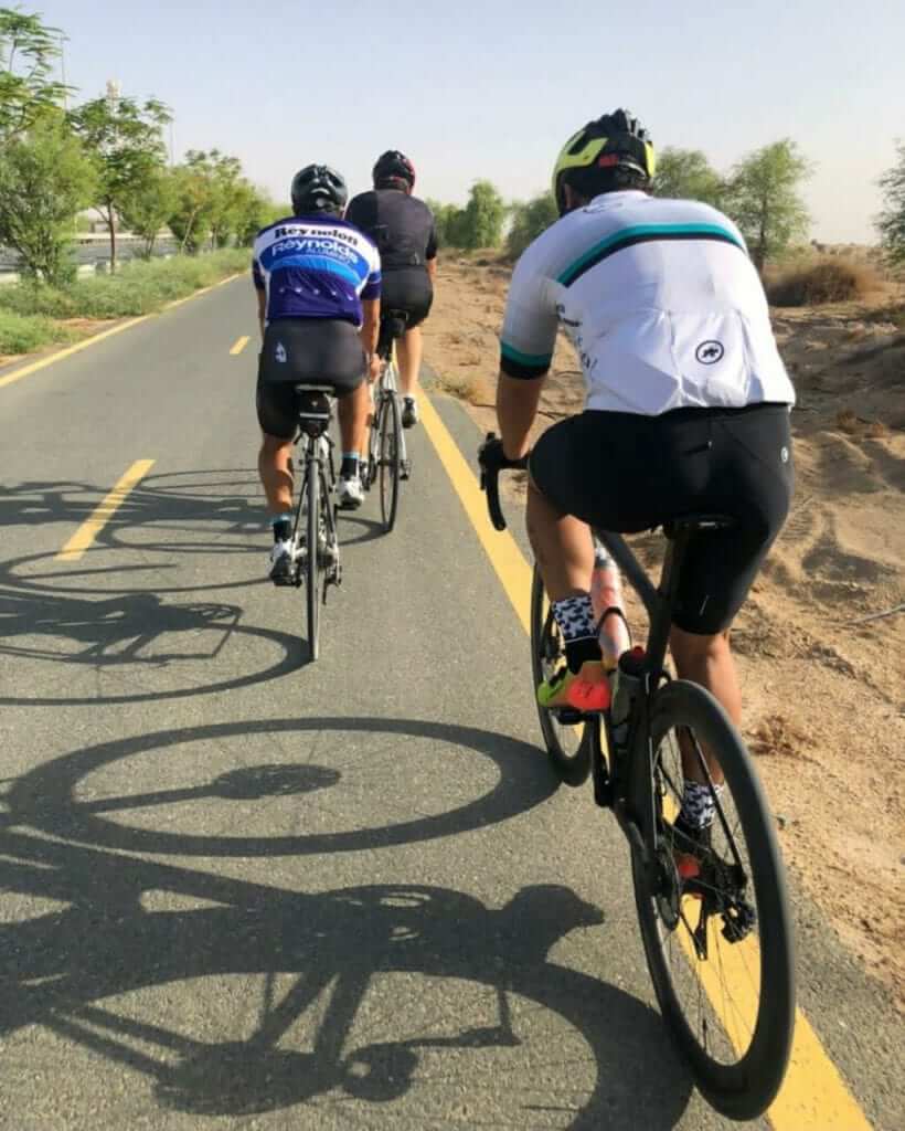 ciclista dubai en español