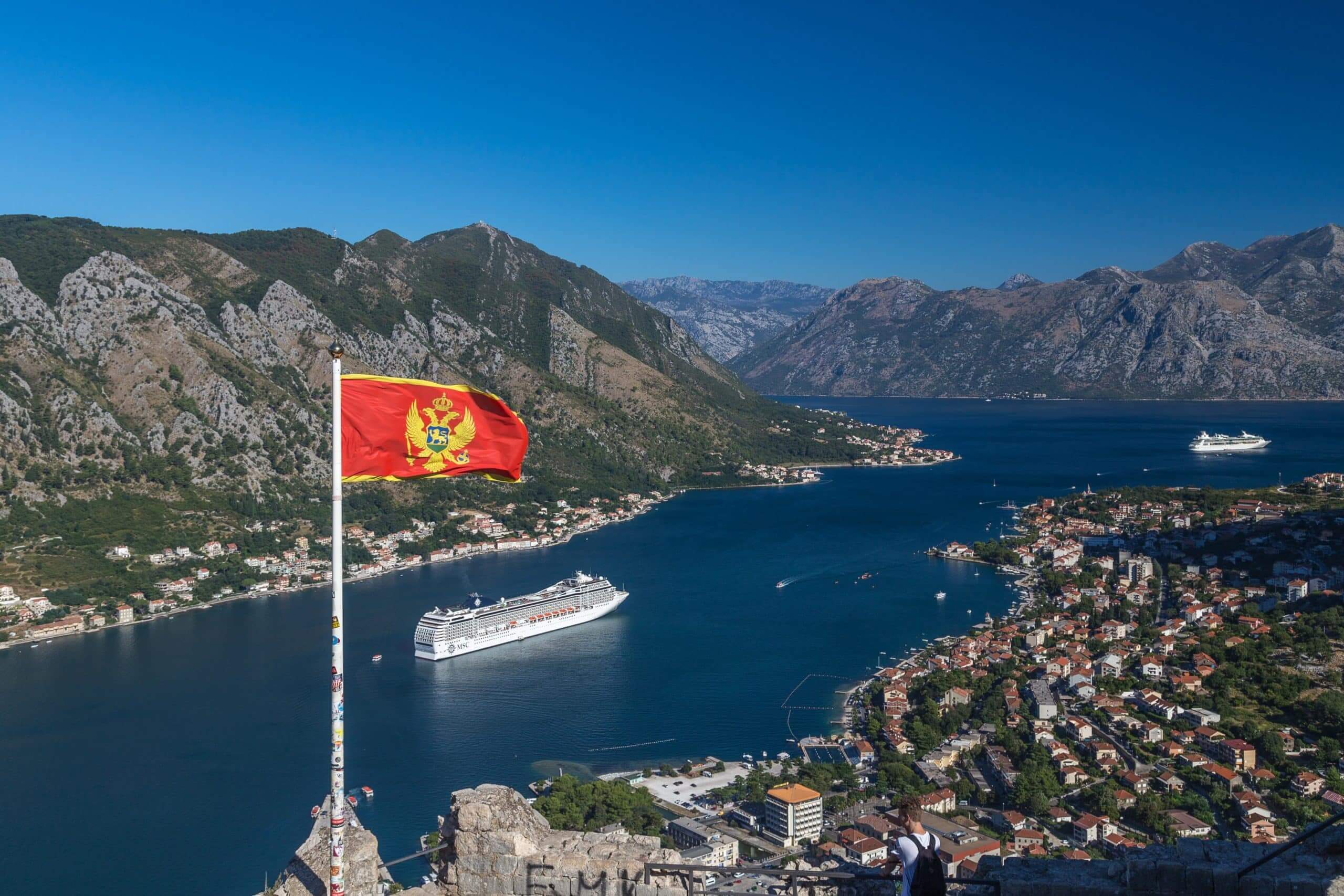 montenegro europa viajar emiratos