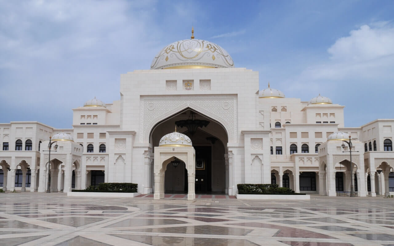 Qasr Al Watan abu dhabi verano vivirendubai