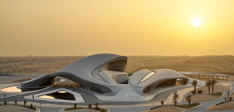 Impresionante la nueva sede del Grupo Beeah en Sharjah