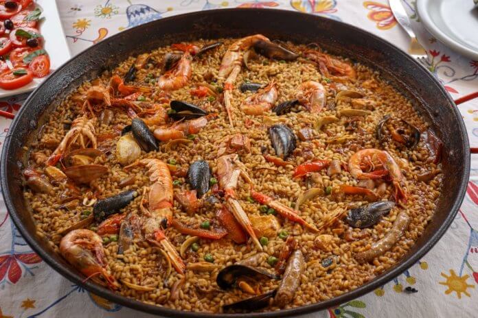 paella francesa polemica vivir dubai