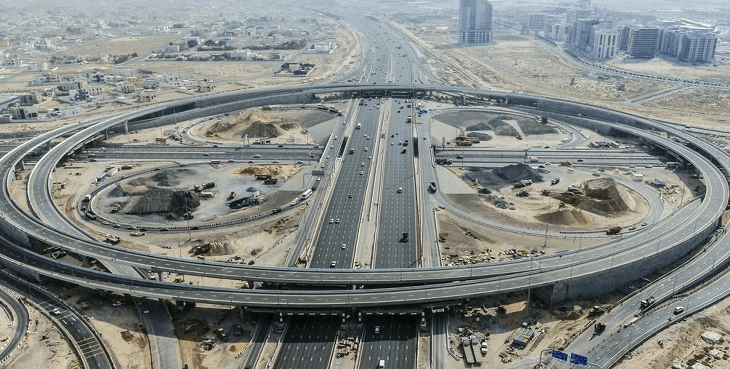 mejoras en las carreteras Dubai emiratos