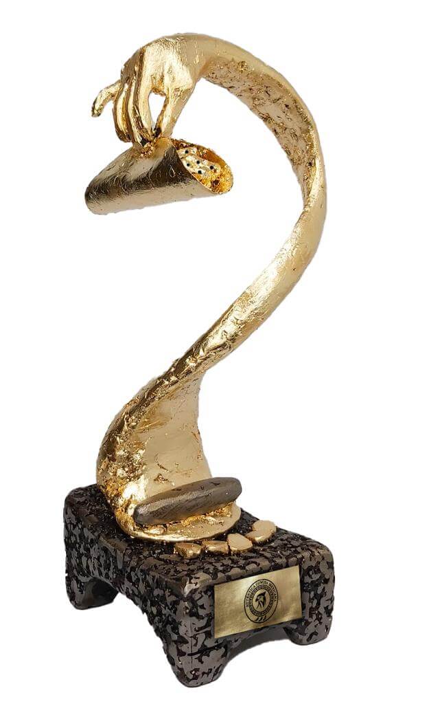 estatuilla premio taco de oro mexico dubai