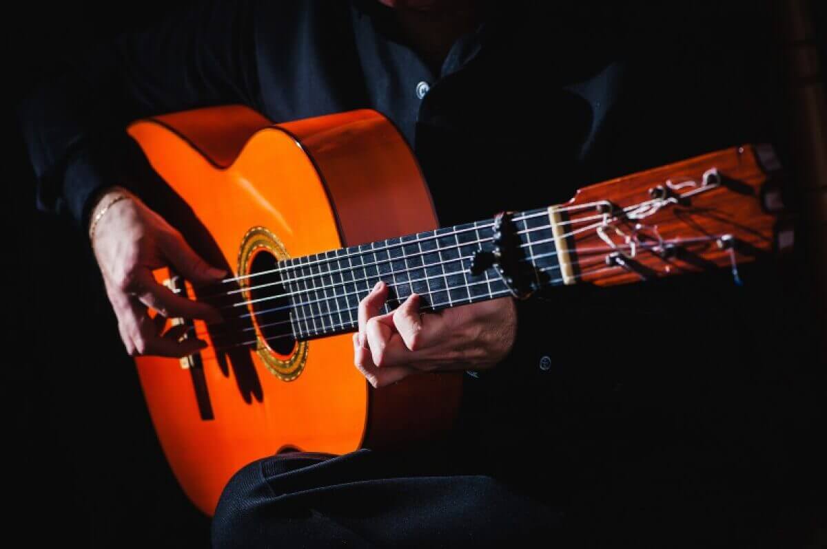 guitarra-flamenca