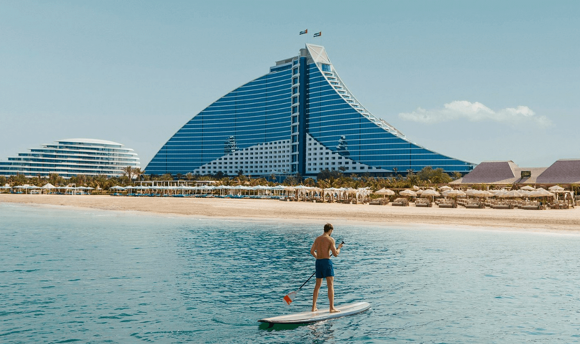 jumeirah-beach-hotel